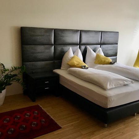 Hotel Bellini Леобен Экстерьер фото