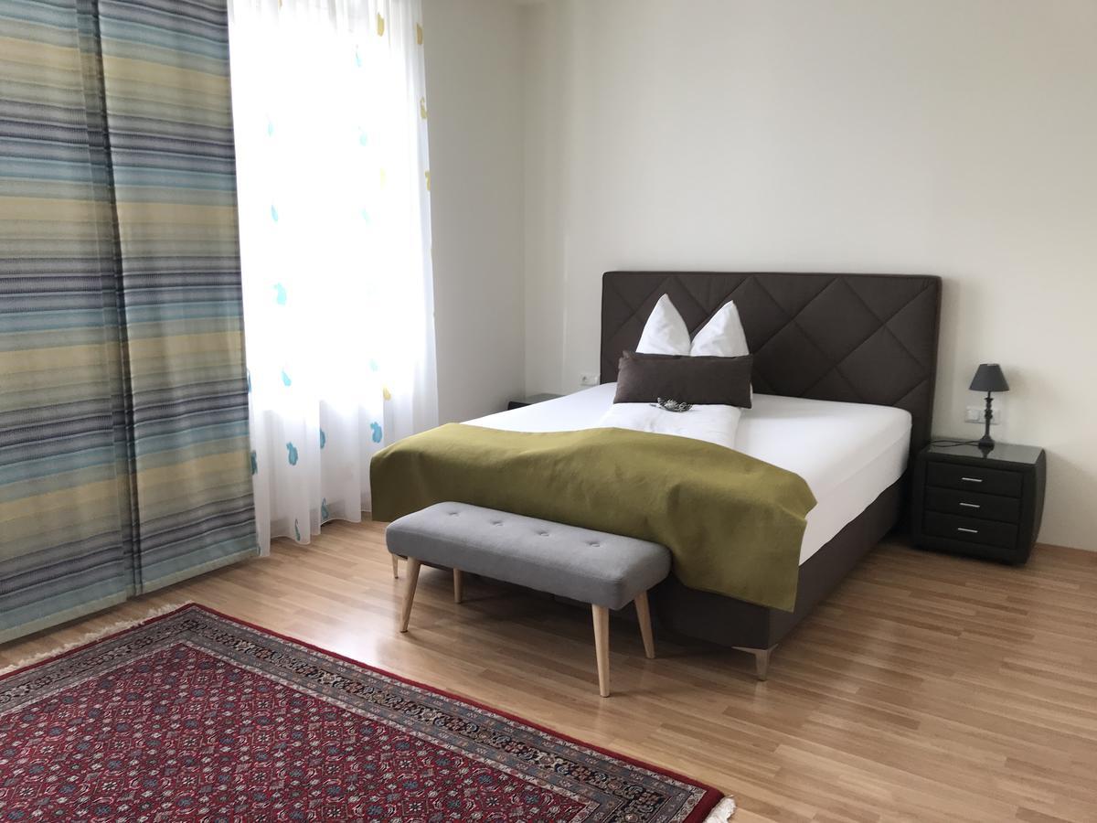 Hotel Bellini Леобен Экстерьер фото