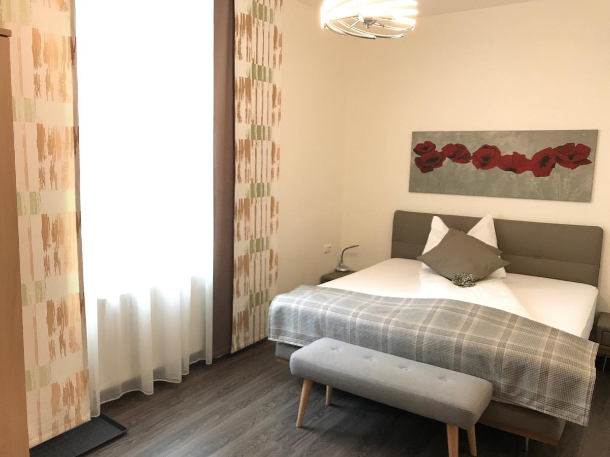 Hotel Bellini Леобен Экстерьер фото